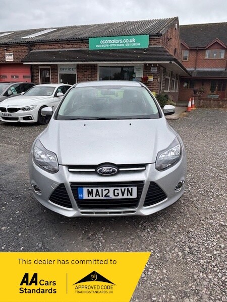 image for Ford Focus ZETEC-GREAT RUN AROUND-2 PREVIOUS OWNERS FROM NEW-DAB RADIO-GOOD SERV