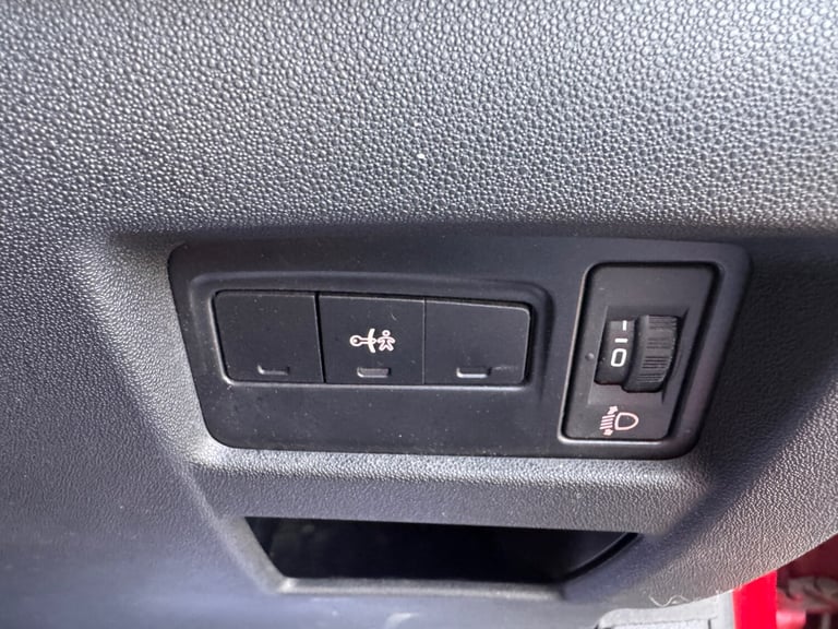 2015 Citroen C4 1.6 BlueHDi Feel 5dr HATCHBACK Diesel Manual