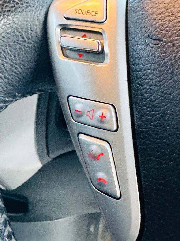 2014 Nissan Note 1.5 dCi Tekna Euro 5 (s/s) 5dr MPV Diesel Manual