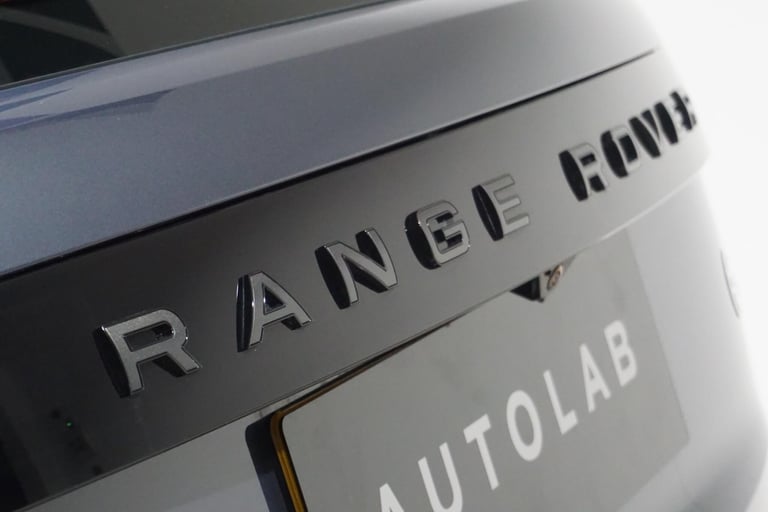 2023 Land Rover Range Rover 3.0 P550e 38.2kWh SV SUV 5dr Petrol Plug-in Hybrid Auto 4WD Euro 6 (s...