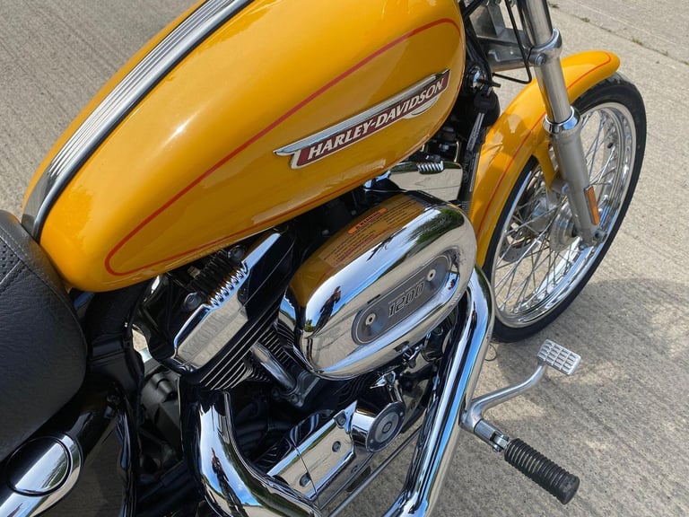 2008 57 HARLEY DAVIDSON XL 1200 C XL1200 CUSTOM SPORTSTER YELLOW CRUISER STUNNER