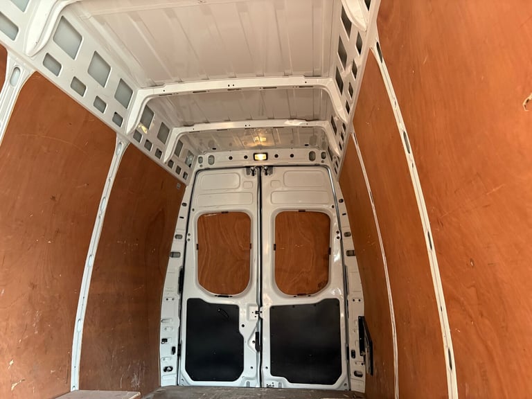 2014 Iveco Daily LWB Euro 6 Panel Van  Panel Van Diesel Manual