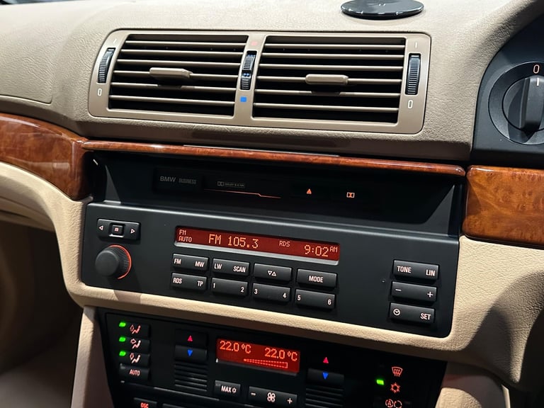 2003 BMW 5 Series 2.2 520i ES SE 4dr SALOON Petrol Automatic