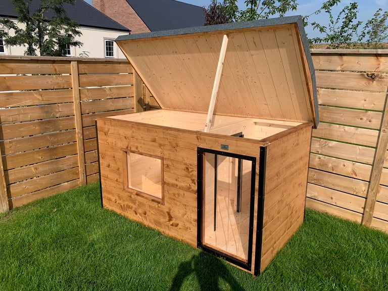 High quality dog kennels. Dog house. Cat house. Dog run. Dog pen. Enclosures