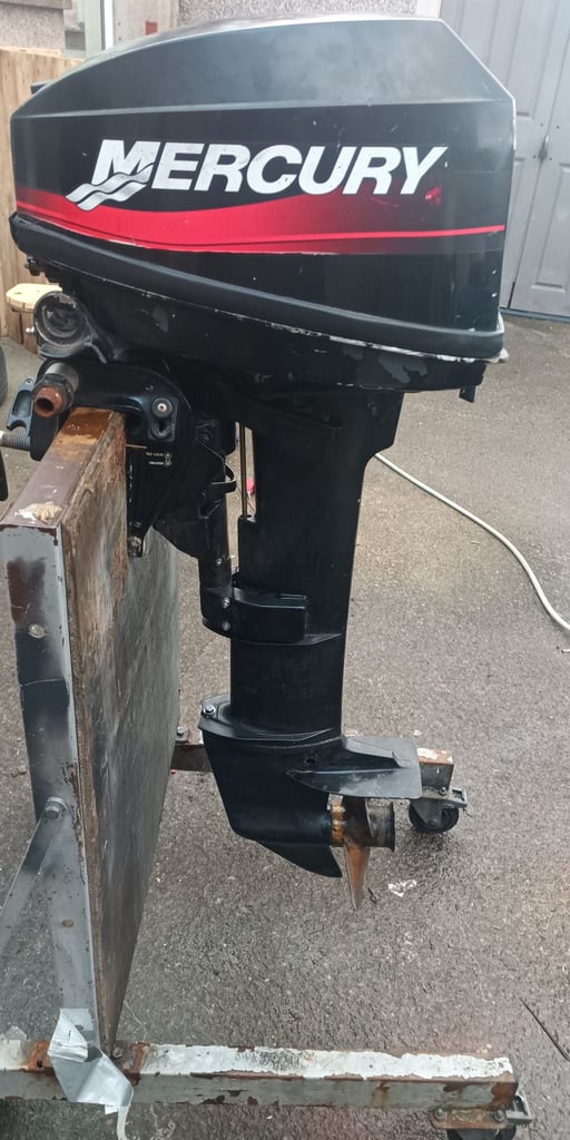 Mariner Mercury 15 hp outboard motors