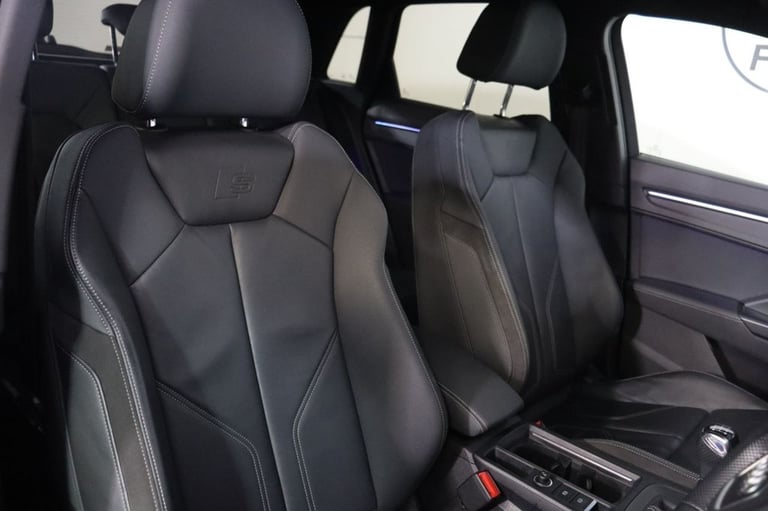 2020 Audi Q3 1.5 TFSI CoD 35 Edition 1 5dr (APPLE CAR PLAY) Petrol Manual