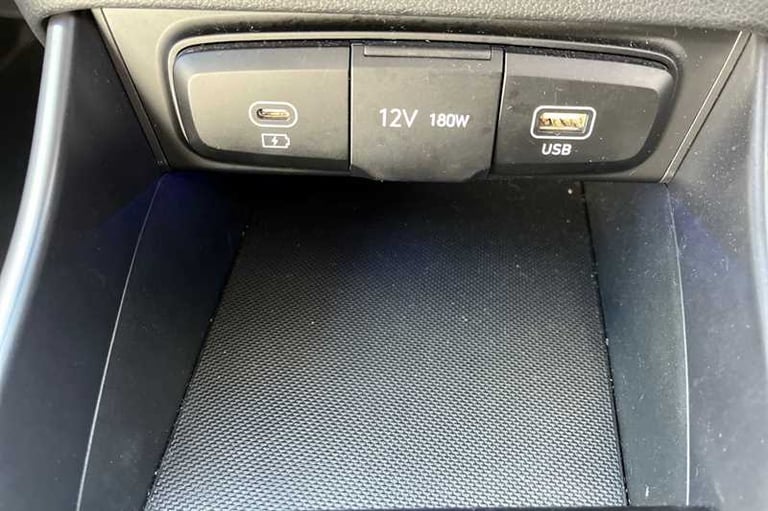 2024 Hyundai BAYON 1.0 TGDI PREMIUM 5DR DCT Hatchback Petrol Automatic