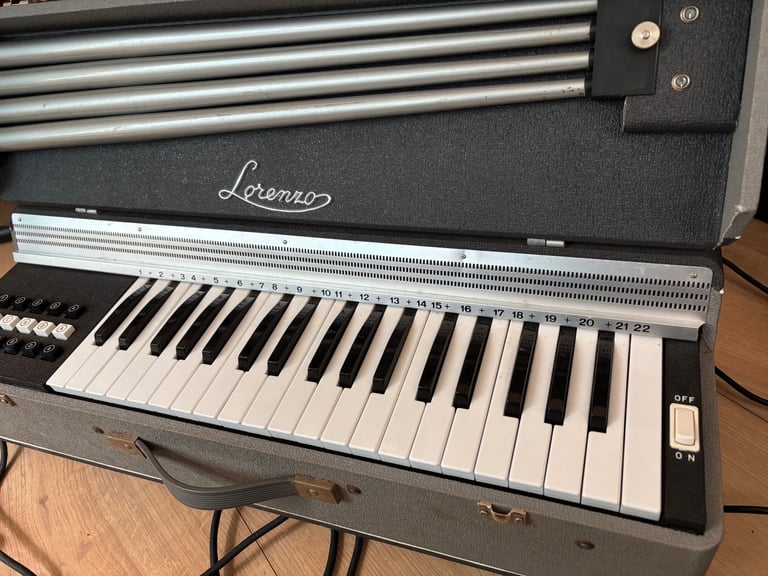 image for Lorenzo Chord Organ 1960s