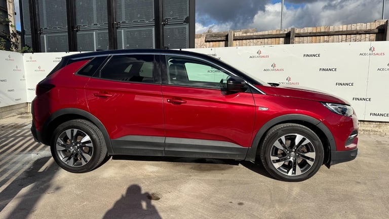 2020 Vauxhall Grandland X 1.2 Turbo SRi Nav 5dr HATCHBACK PETROL Manual