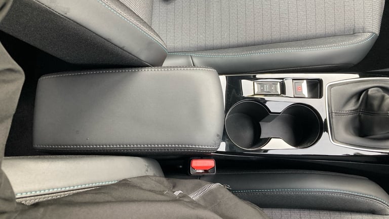 2022 Peugeot 2008 1.2 PureTech Allure Premium+ 5dr Petrol Estate Estate Petrol Manual