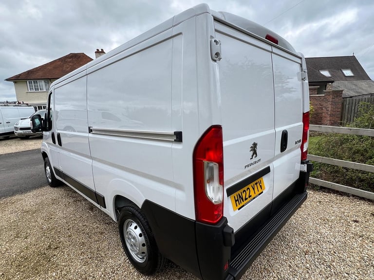 PEUGEOT BOXER 2.2 BlueHDi 335 S 2022