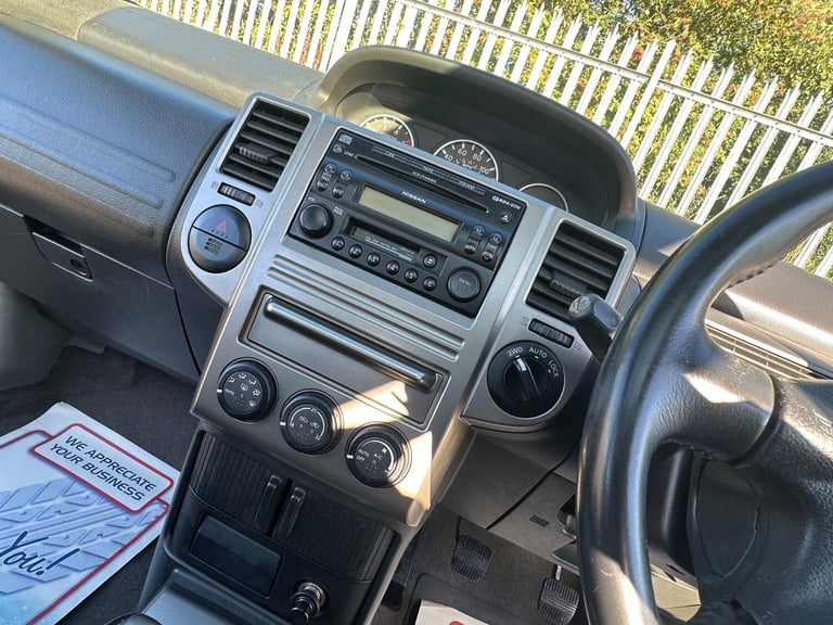 NISSAN X-TRAIL 2.5 SVE 2004