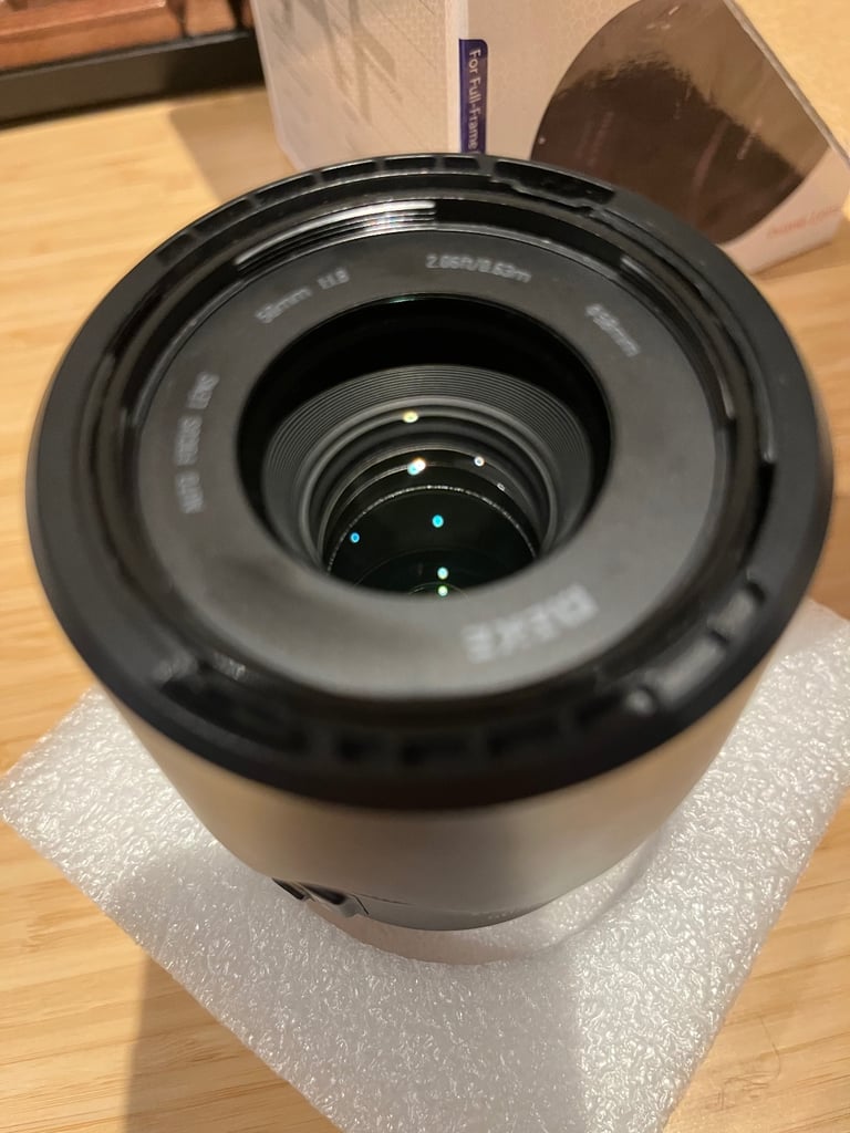 Meike fe 50mm f/1.8 sony lens