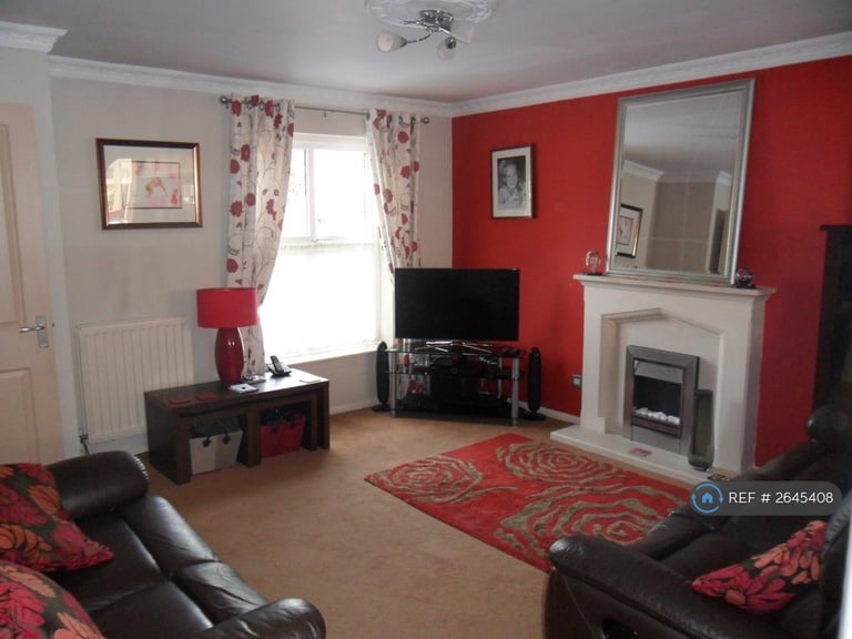 4 bedroom house in Aylesbury Drive, Langdon Hills, Basildon, SS16 (4 bed) (#2645408)