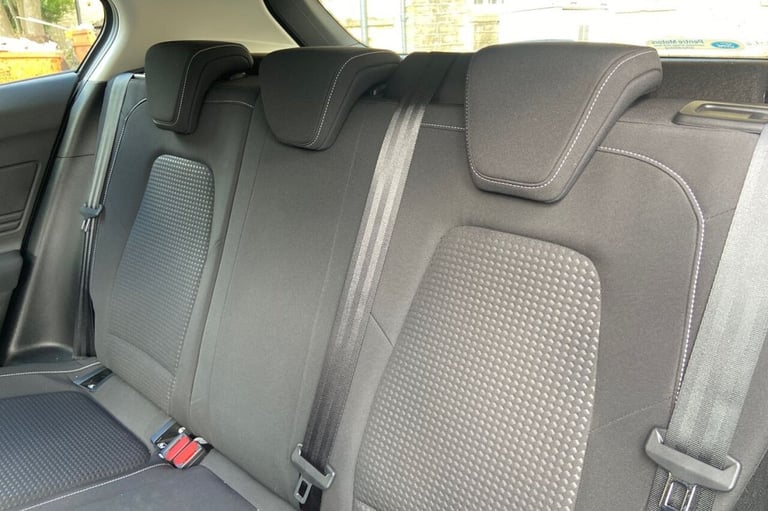 2020 20 FORD FOCUS 1.0T ECOBOOST ZETEC HATCHBACK 5DR PETROL MANUAL EURO 6 (S/S) 