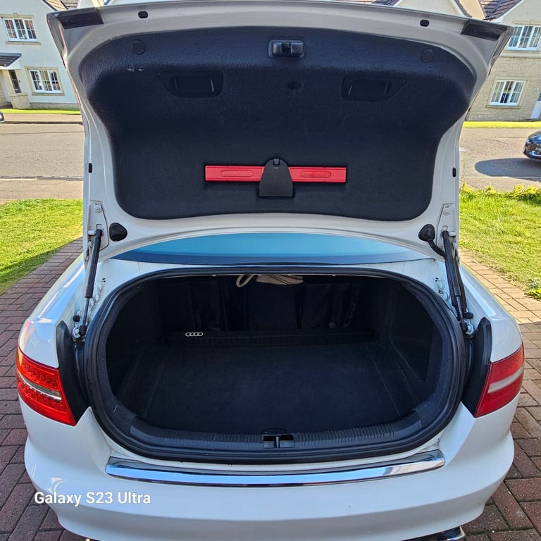 Audi, A6, Saloon, 2009, Manual, 1968 (cc), 4 doors