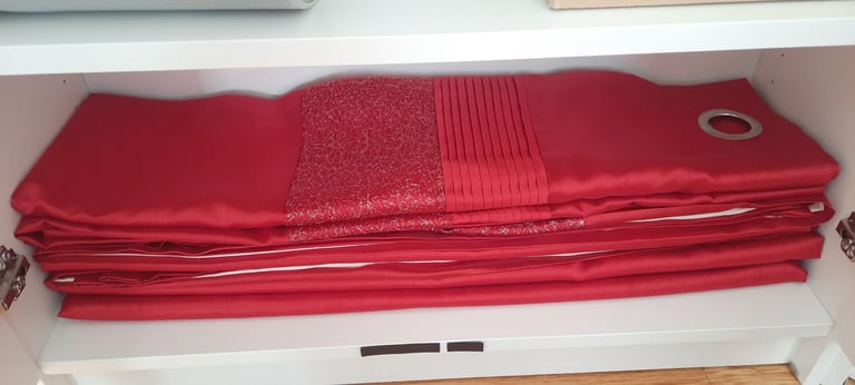 image for Red Eyelet Curtains. 220x120cm. 1 Pair. Beautiful Intensive Colour. Lined. Faux Silk, Silver Thread