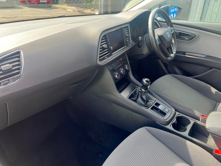 SEAT Leon 1.2 TSI SE Dynamic Technology ST 5dr Petrol Manual Euro 6 (s/s) (110 p