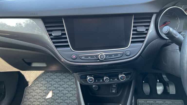 2018 Vauxhall Crossland X 1.2T ecoTec (110) Tech Line Nav 5dr (Heated Front 