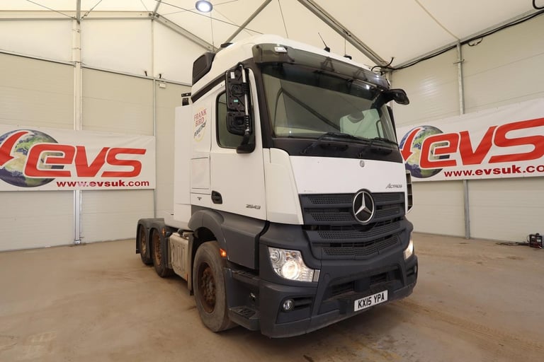 2015 (15 PLATE) Mercedes Benz Actros 2543 6x2 Euro 6 Tractor Units