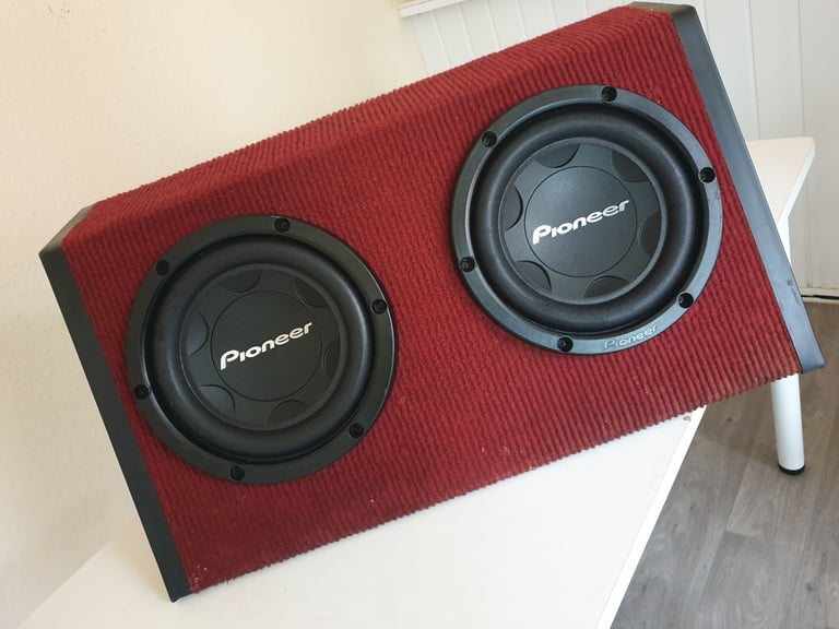 🔊 Pioneer 800W Dual Subwoofer in Custom Box – Powerful Bass!