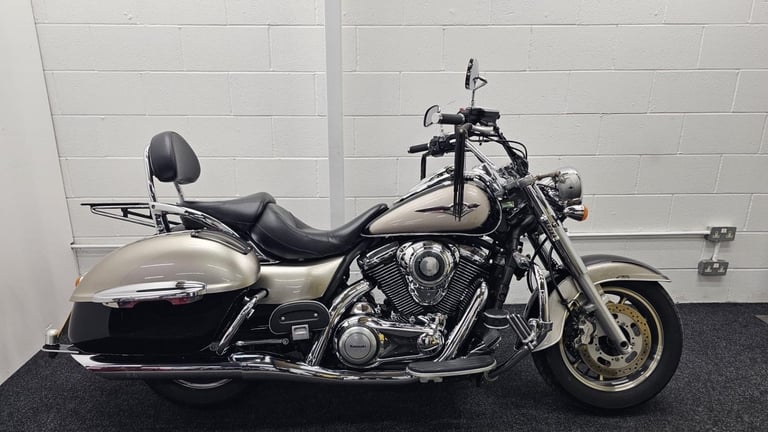 image for KAWASAKI VN1700 CLASSIC ** PANNIERS - TOW BAR - JUNE 2026 MOT **