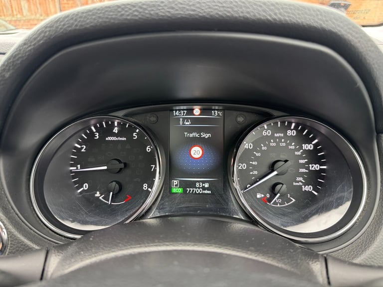 2017 Nissan Qashqai 1.2 DIG-T N-Connecta SUV 5dr Petrol XTRON 2WD Euro 6 (s/s)