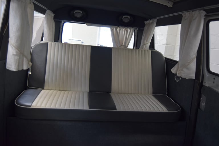 1970 Volkswagen Camper Classic Car
