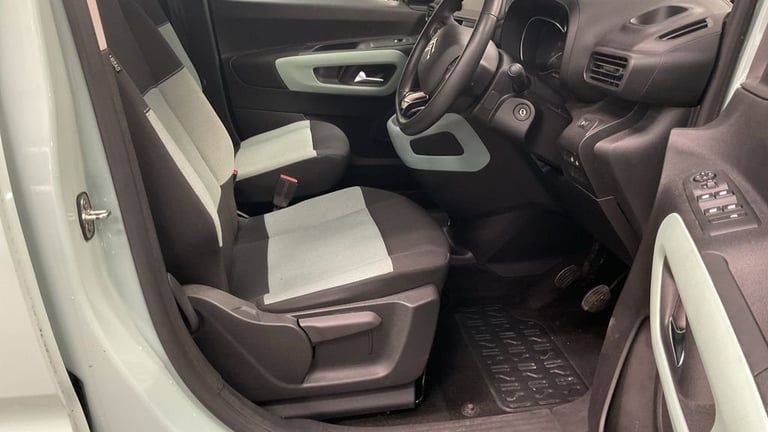 2019 Citroen Berlingo 1.5 BlueHDi Flair M MPV 5dr Diesel Manual Euro 6 (100 ps) 1 FORMER OWNER MP...