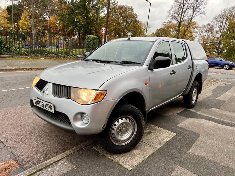 image for Mitsubishi L200