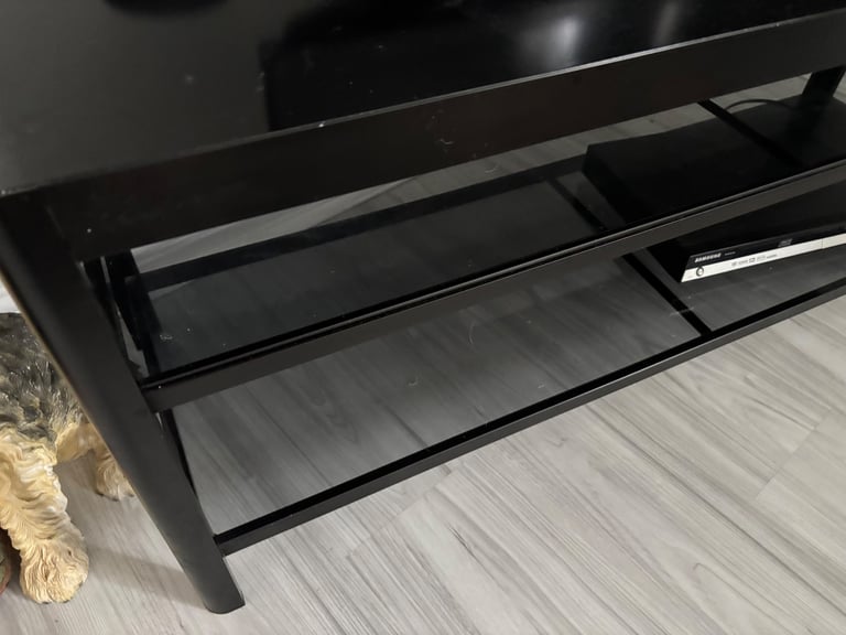 Tv unit