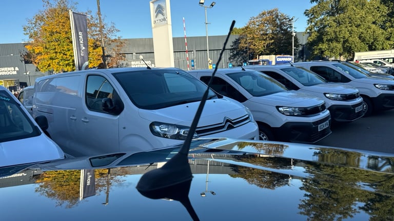 2022 Peugeot 208 1.2 PureTech Allure Premium Hatchback 5dr Petrol EAT Euro 6 (s/s) (100 ps) Hatch...