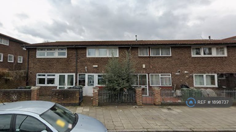 5 bedroom house in Moorland Road, London, SW9 (5 bed) (#1898737)