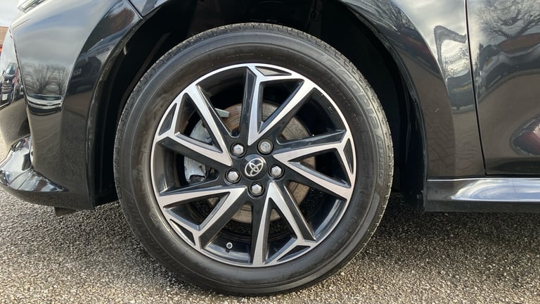 2023 Toyota Yaris 1.5 Hybrid Design 5dr CVT Hybrid Hatchback Hatchback Hybrid Automatic