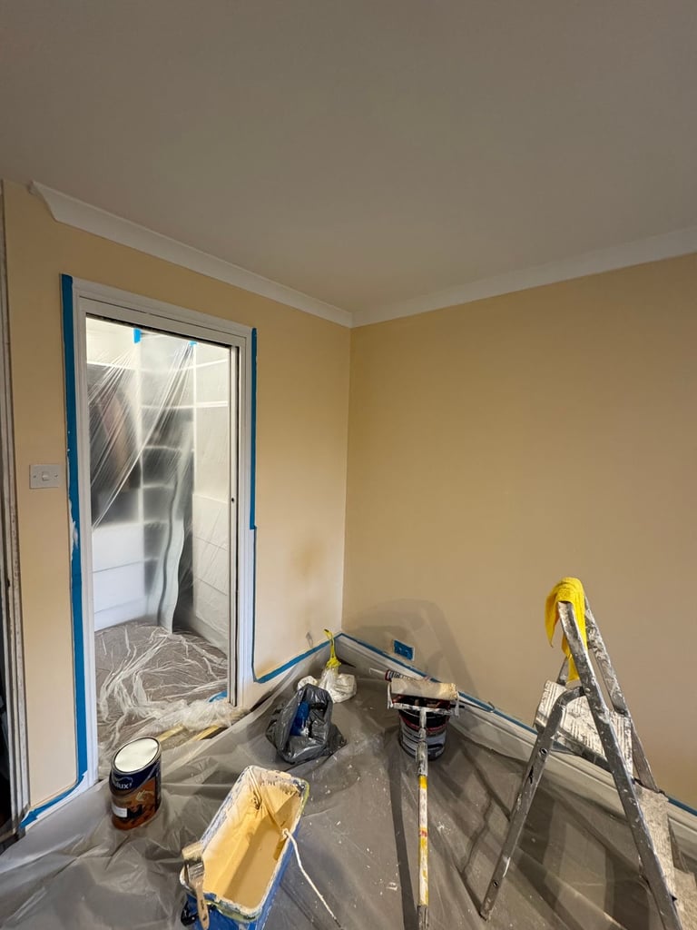 image for PAINTER & DECORATOR AND SPRAY