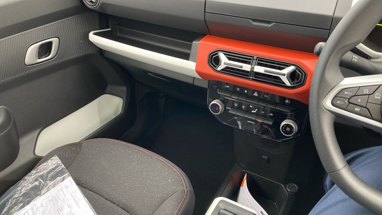 2025 Dacia Spring 27kWh Expression 65 48kW 5dr Auto Electric Hatchback Hatchback Electric Automatic