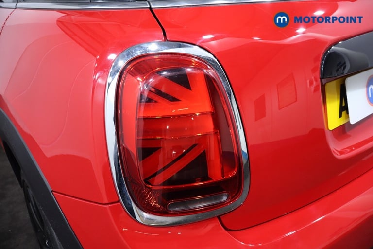 2018 MINI Hatch 1.5 Cooper II 5dr [Chili-Nav-Plus Pack] Hatchback Petrol Manual