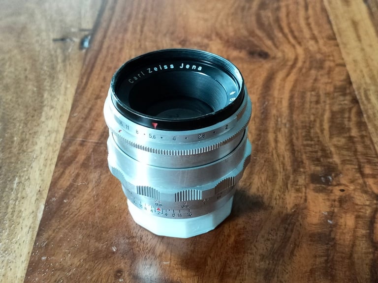 CARL ZEISS JENA BIOTAR T 58mm f2 m42  mount vintage fast lens great bokeh 
