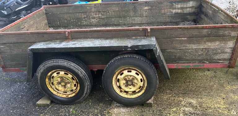 8x4 trailer damaged repairable 