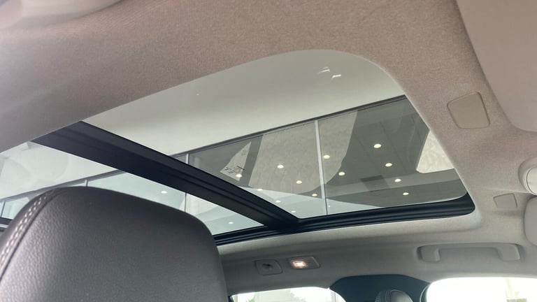 2024 Volvo XC40 2.0 B3P Ultra Dark 5dr Auto ESTATE PETROL Automatic