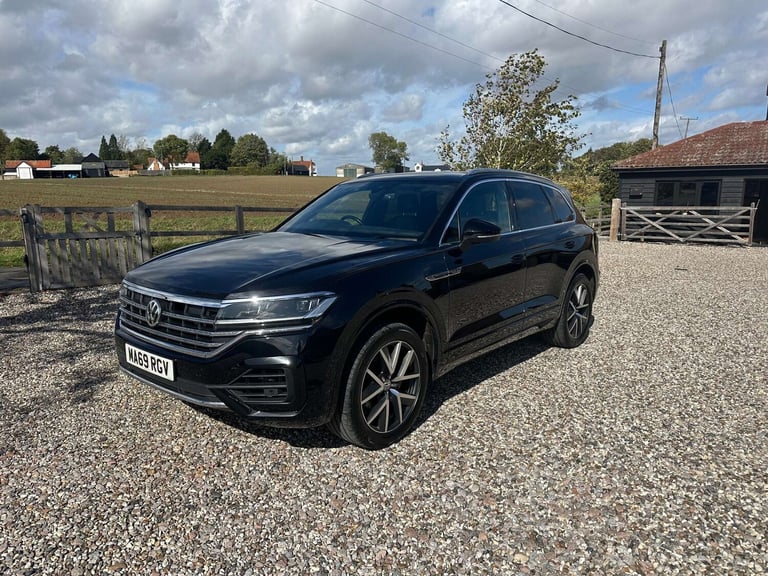 2019 Volkswagen Touareg 3.0 Touareg V6 R-Line TDI Auto 4WD 5dr SUV Diesel Automatic