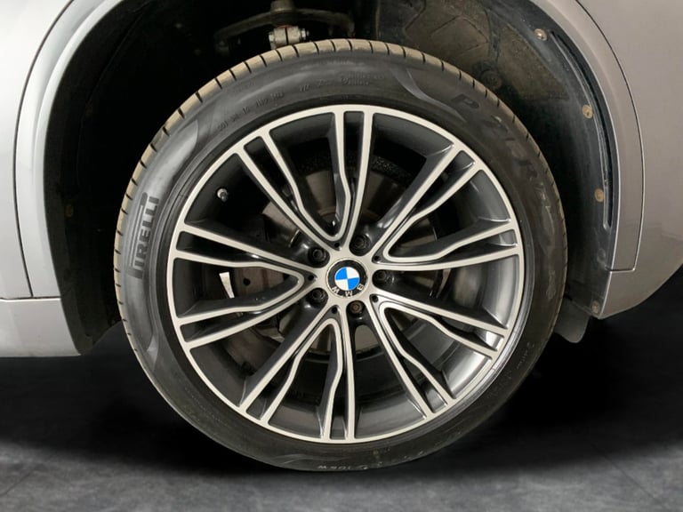 2022 BMW X5 3.0 40d M Sport SUV 5dr Diesel Auto xDrive Euro 6 (s/s) (313 ps) - THIRD-RO Suv Diese...