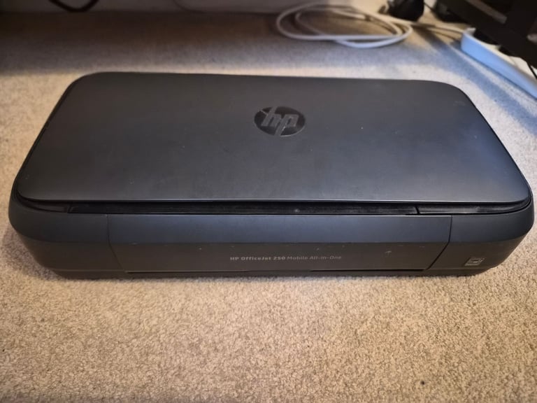 Mobile printer HP Officejet 250 (combined printer and scanner)