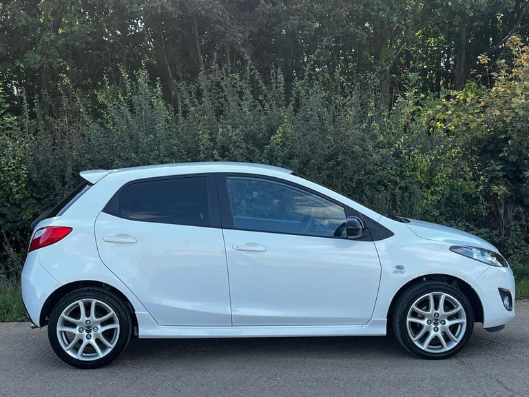 2013 Mazda Mazda2 1.3 Venture Edition 5dr HATCHBACK PETROL Manual