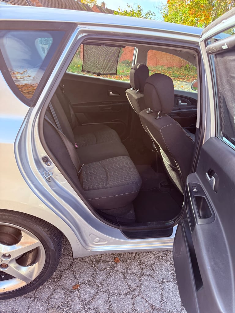 Kia, CEED 3, Hatchback, 2009, Manual, 1582 (cc),5 doors - Image 14