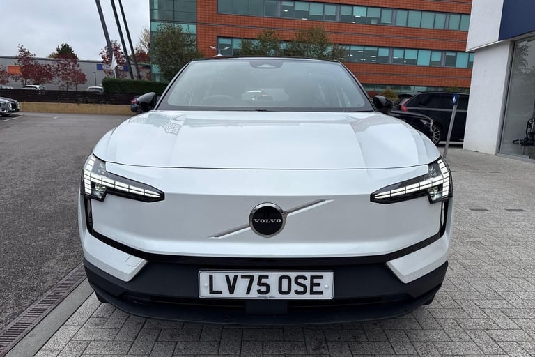 2025 Volvo EX30 Single Motor Extended Range 69kWh Plus SUV 5dr Electric Auto (272 ps) ESTATE Elec...