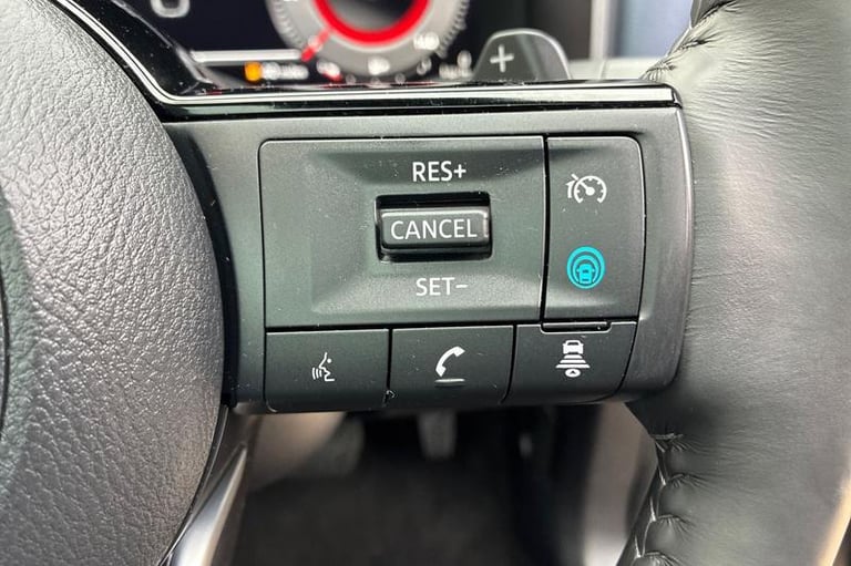 2021 Nissan Qashqai 1.3 DiG-T MH 158 Tekna 5dr Xtronic Hatchback Petrol Manual