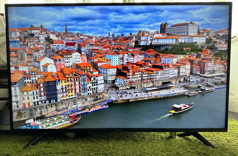 image for Hisense 50 inches 4K smart HDR TV