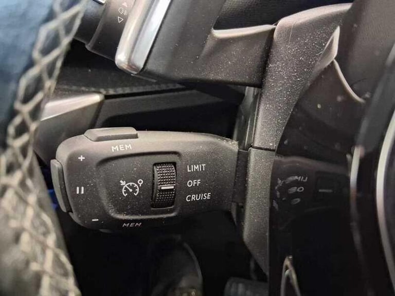 2022 Peugeot 3008 1.5 BlueHDi Allure SUV 5dr HATCHBACK Diesel Automatic