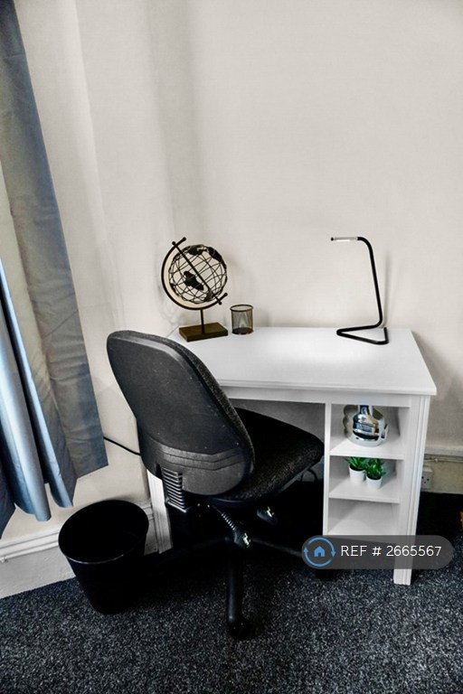 1 bedroom in Waverley Road, Redland, BS6 (#2665567)